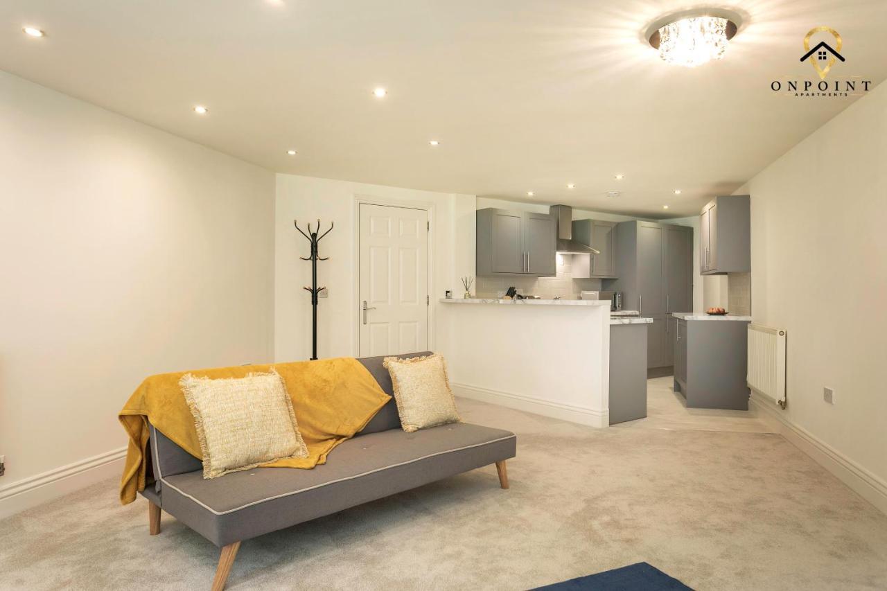 ✰Onpoint -Large 2 Bedroom Apt With Parking!✰ Nottingham Esterno foto