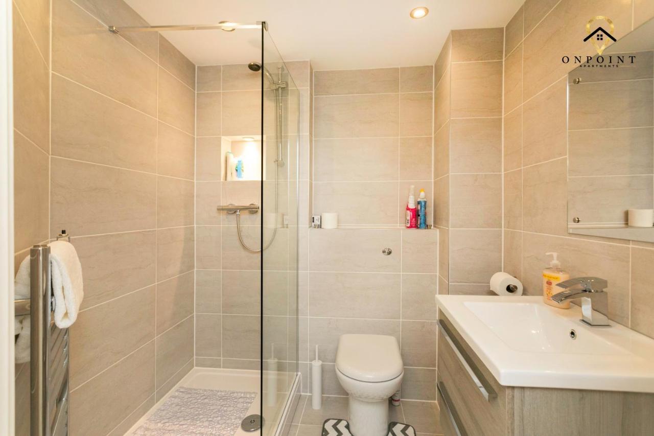 ✰Onpoint -Large 2 Bedroom Apt With Parking!✰ Nottingham Esterno foto