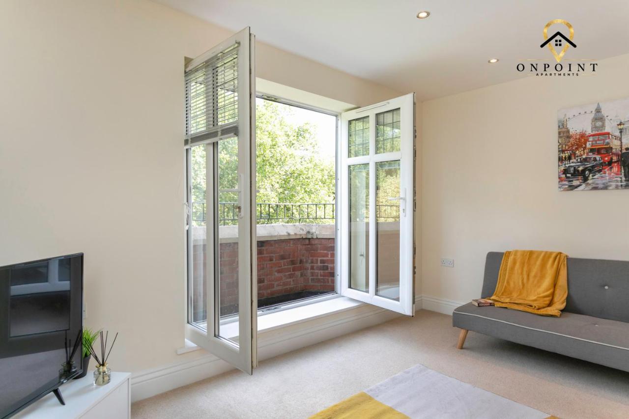 ✰Onpoint -Large 2 Bedroom Apt With Parking!✰ Nottingham Esterno foto