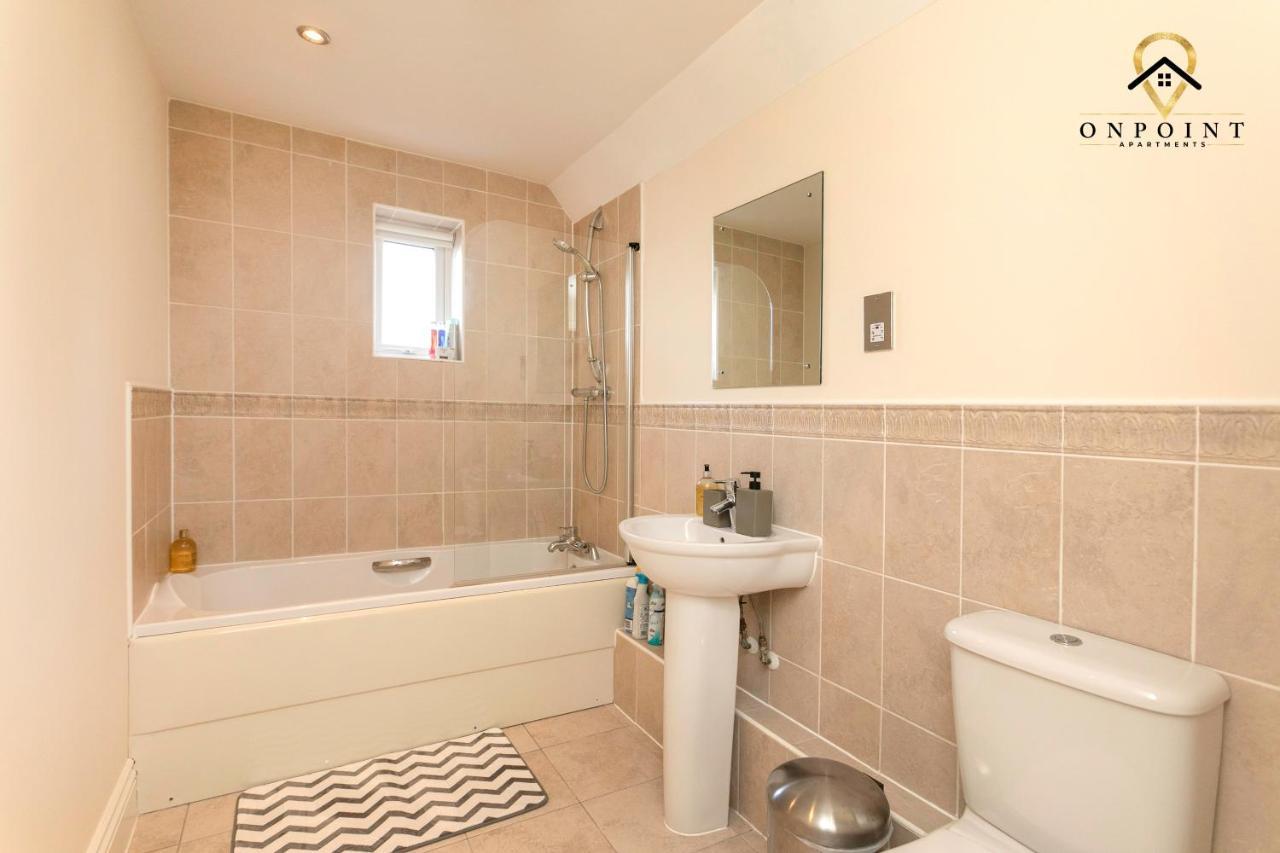 ✰Onpoint -Large 2 Bedroom Apt With Parking!✰ Nottingham Esterno foto